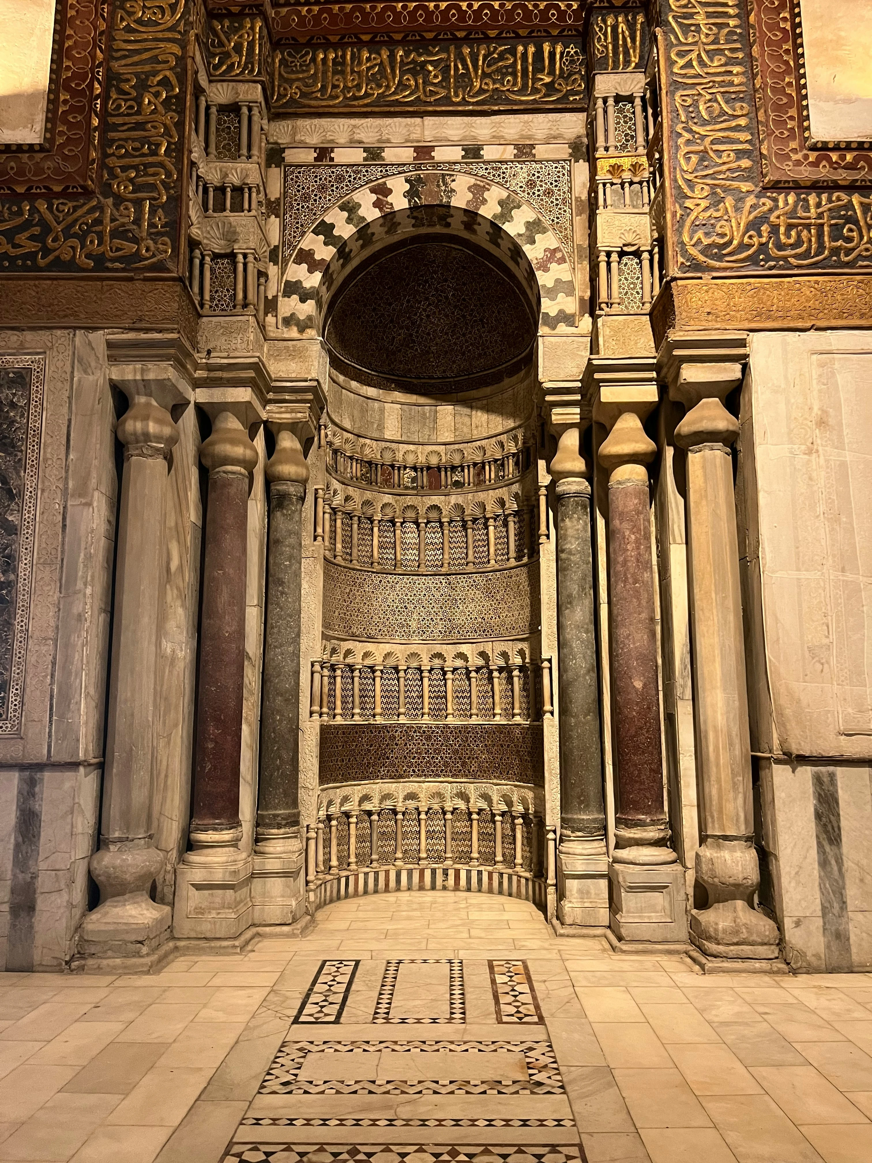 Islamische Architektur symbolisiert die reiche Geschichte